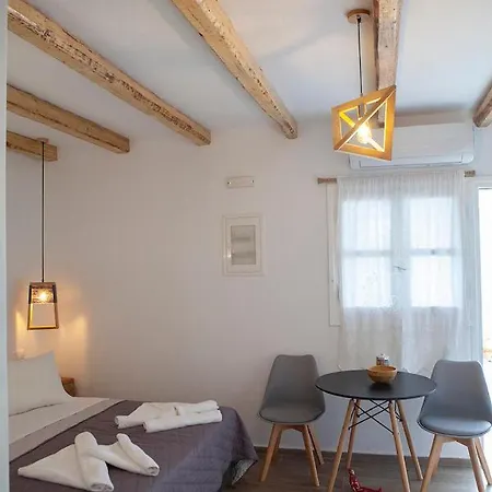 Flisvos Laguna House Apartmán *